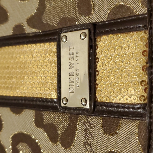 Nine West Animal Print Tablet Case - Picture 2 of 12